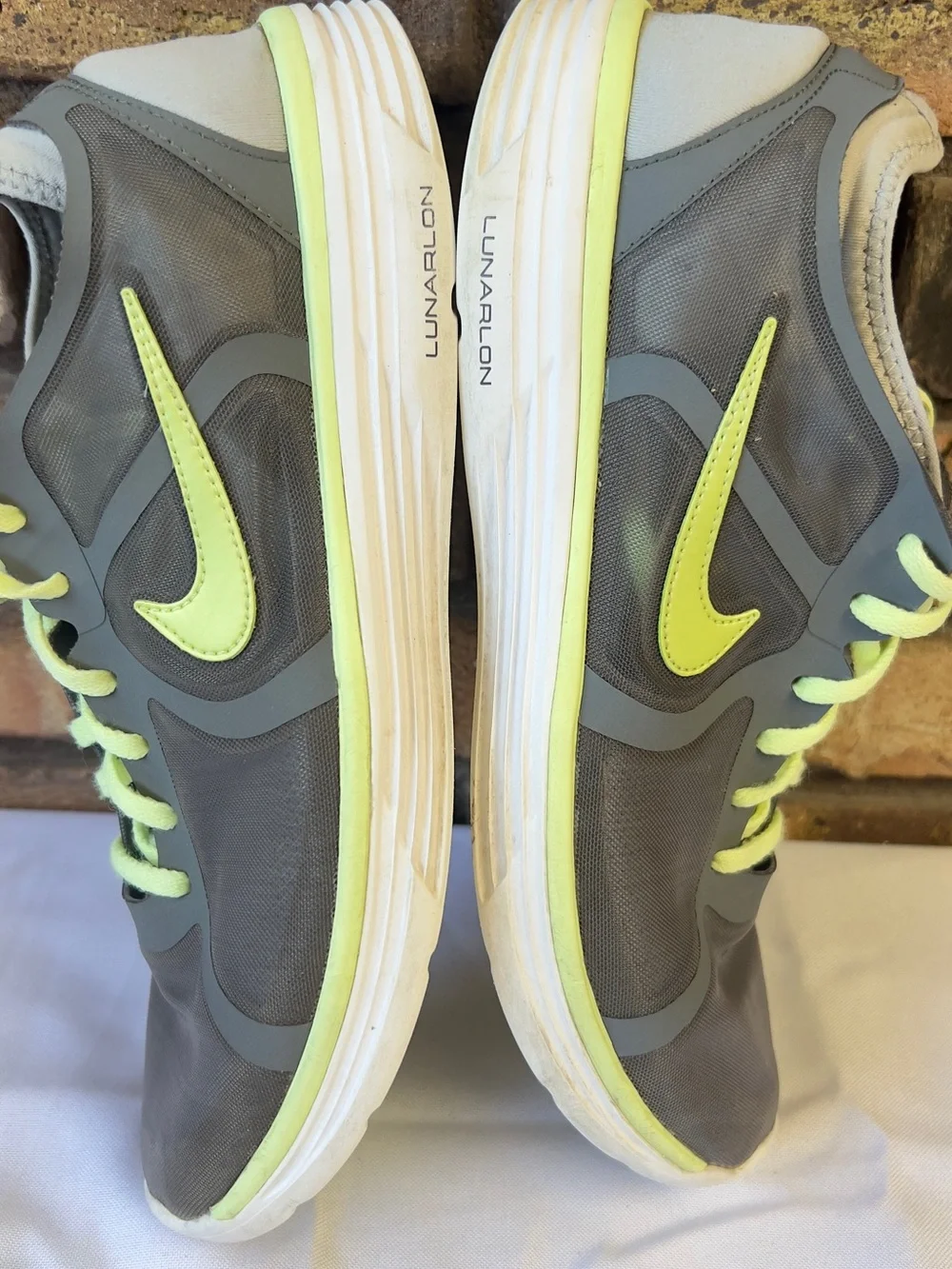 Nike Men’s Gray and Neon Yellow Athletic Sneakers